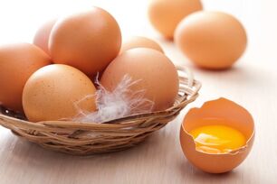 L'utilisation d'œufs vous permet d'obtenir un effet cosmétologique et esthétique élevé